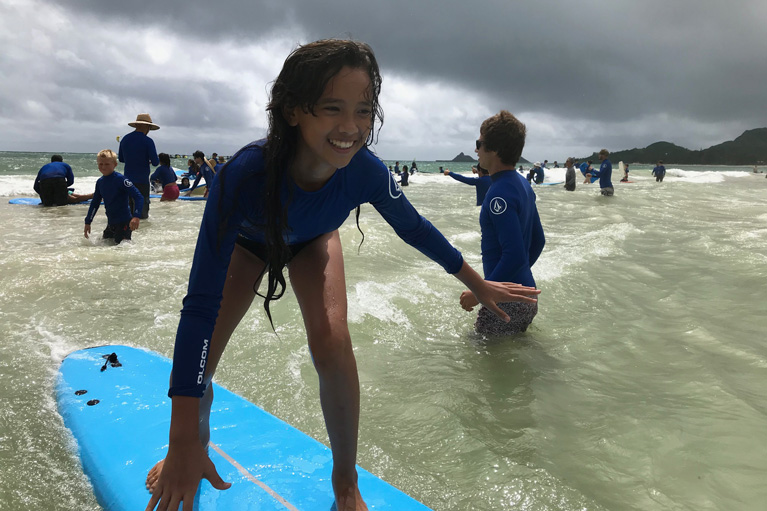 Club kids surfing